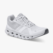 Damen Laufschuhe On Running Cloudrunner weiß/grau White | Frost