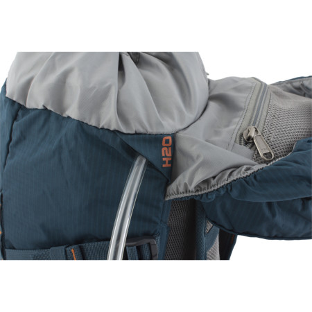 Malý turistický batoh Pinguin Fly 15