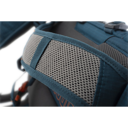 Malý turistický batoh Pinguin Fly 15