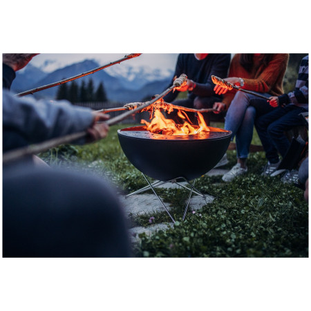 Feuerstelle Höfats Bowl 57 with star stand