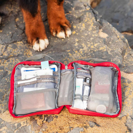 Erste-Hilfe-Set für Hunde Mountain Paws Ultimate Dog First Aid Kit