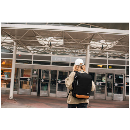 Reiserucksäcke Pacsafe GO Carry-on Backpack 34L