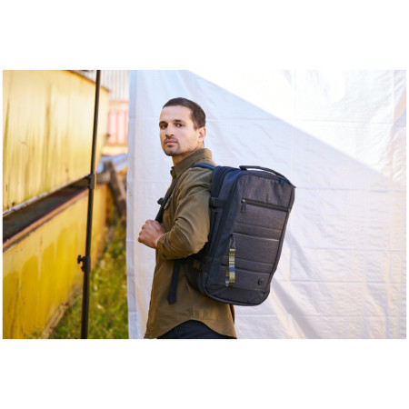 Urban-Rucksack Caterpillar B. Holt Travel Backpack