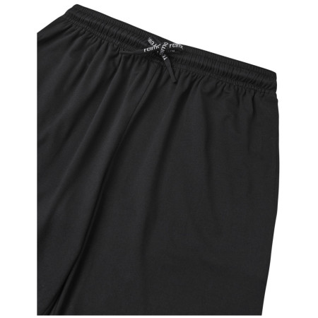 Kindershorts Reima Ilmassa