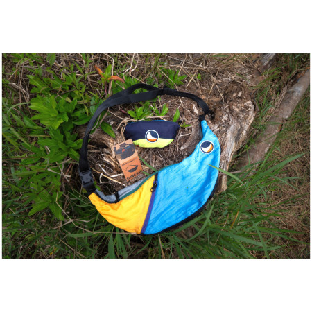 Hüfttasche Ticket to the Moon Upcycled Sling Bag Unique Edition